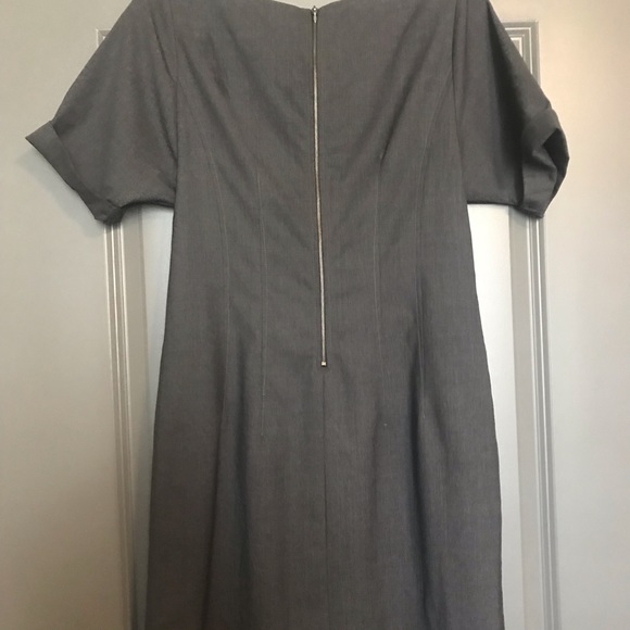 Theory Short Sleeved Wool Dress - Picture 5 of 5